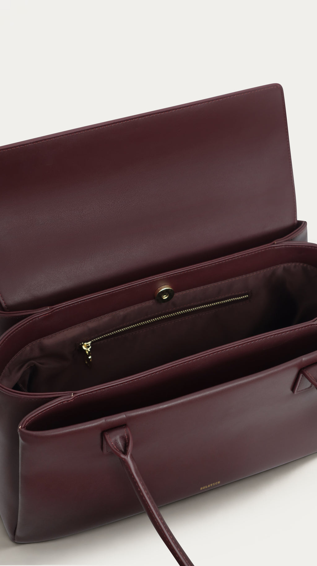Icon Bag: Burgundy Girl